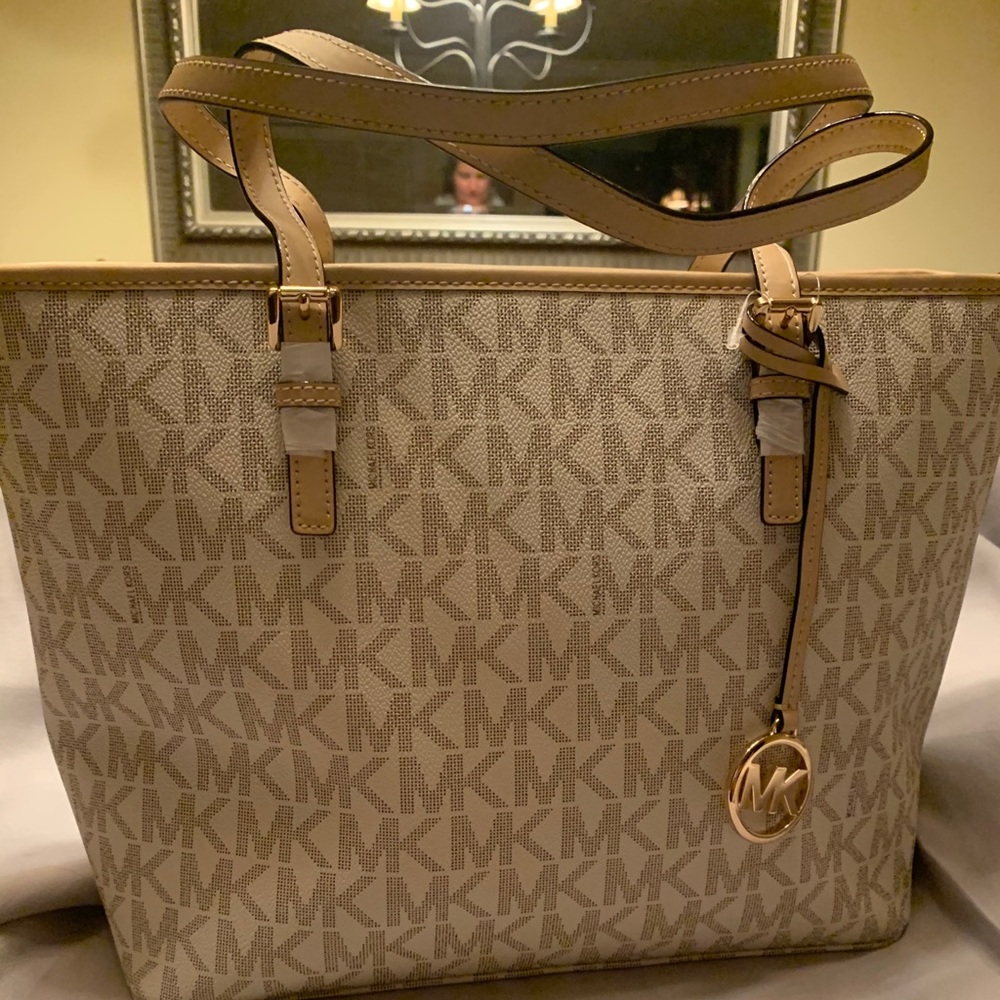 Michael Kors Tote